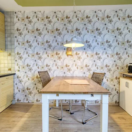 - Haus N, App 0n0811 Appartement